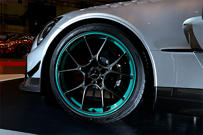 TWS Mercedes-AMG GT-R