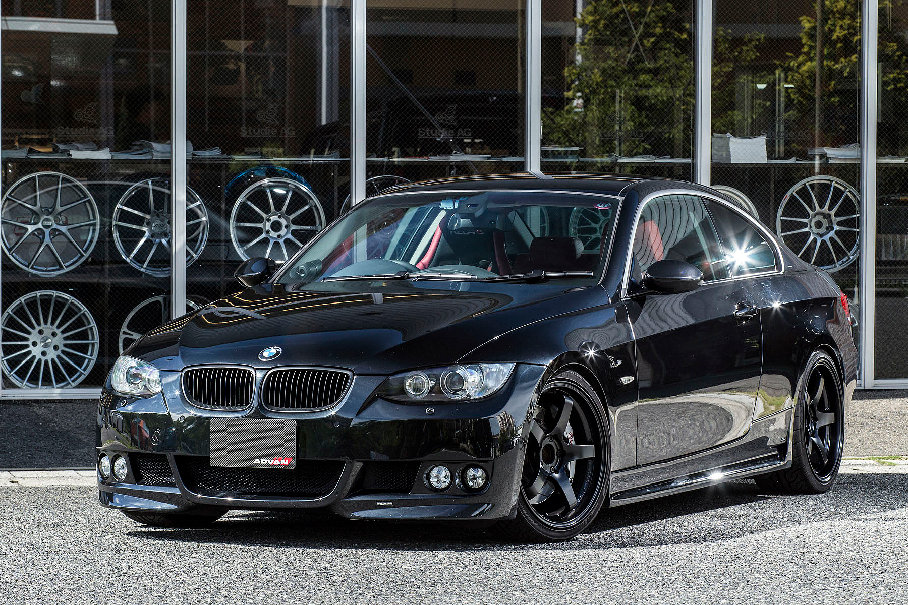 BMW 335i [E92] 2009y / studie神戸 