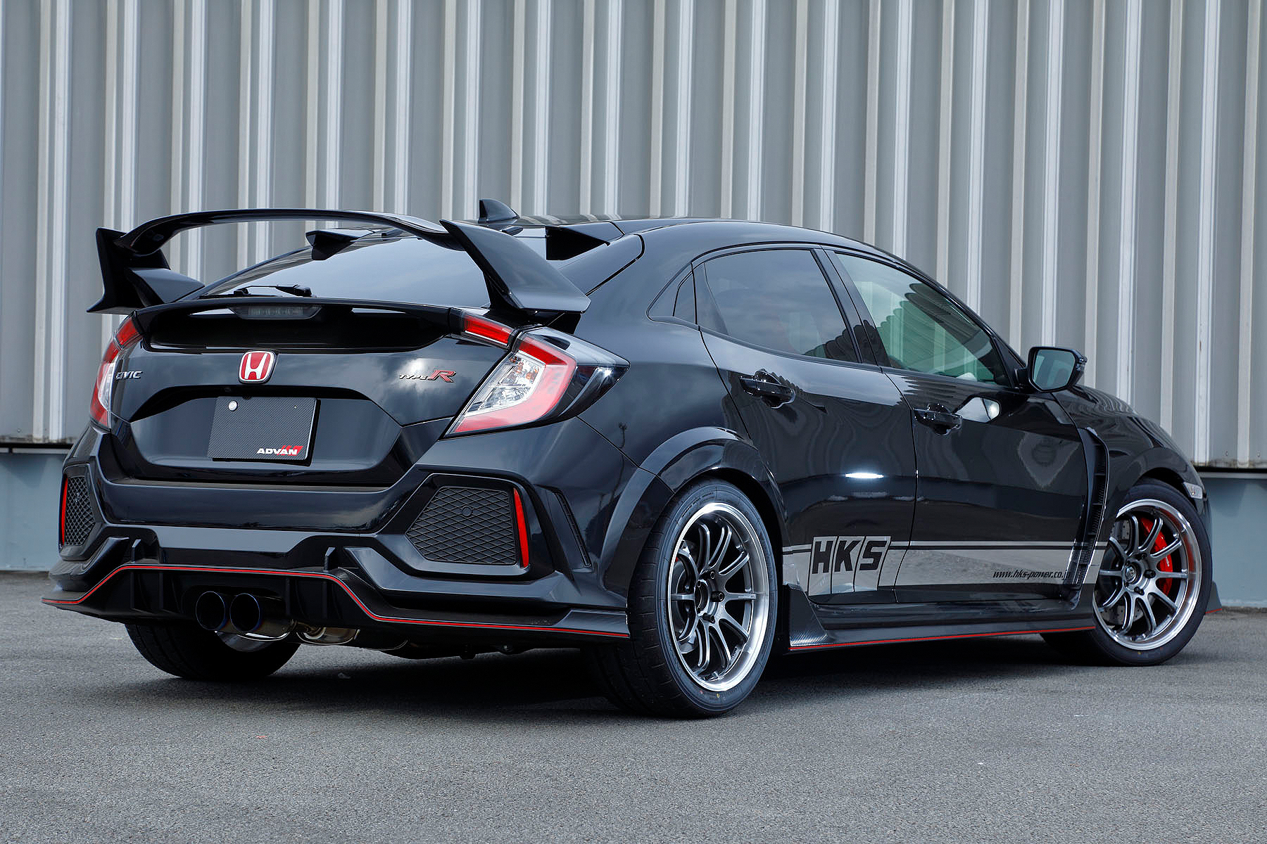 Honda Civic Type R Fk8 17y Hks Demo Car 全国の有名ショップの協力を得て Advanタイヤを装着した選りすぐりの車両をご紹介いたします