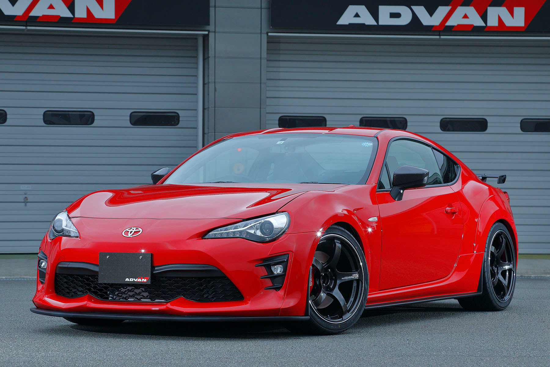 TOYOTA 86 [ZN6] 2018y /MAX ORIDO RACING [SHOP DEMO-CAR]