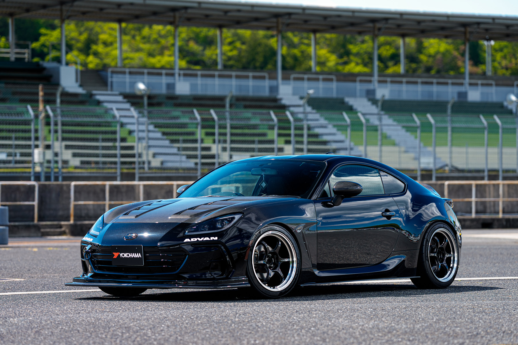 TOYOTA GR86 [ZN8] 2022y / XENO Japan [SHOP DEMO-CAR]