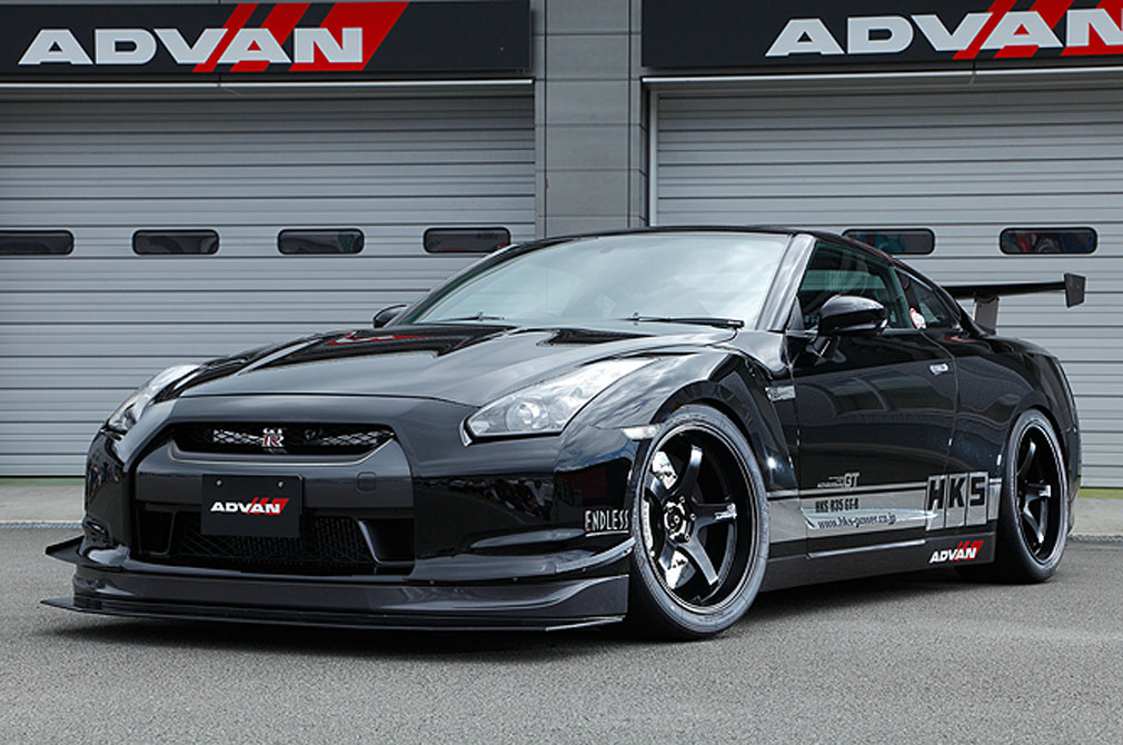 NISSAN GT-R [R35] 2007y / HKS [DEMO-CAR]