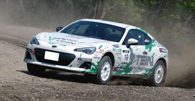 PN2クラス「栗原企画 ADVAN テイン BRZ」（鎌田卓麻選手）