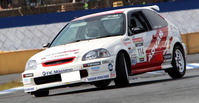 SA1クラス「ADVAN A050 シビック」（斉藤邦夫選手）