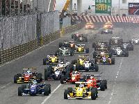 2002 Formula 3 Grand Prix cars fitted with Yokohama Rubber tires