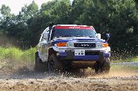 GEOLANDARを装着した哀川翔選手の 参戦車両トヨタFJクルーザー