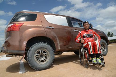 Takuma Aoki and racing vehicle