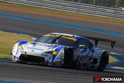 GT300クラスで優勝した「VivaC 86 MC」