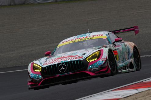 開幕戦のGT300クラスで優勝した「グッドスマイル 初音ミクAMG」