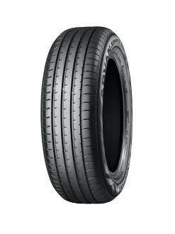 The “ADVAN Sport V105” installed on the new BMW X3 (size: 225/60R18 104W)