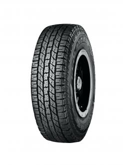 “GEOLANDAR A/T G015” Tire shown in photo differs in size from those installed on the Ram 1500 (wheels shown are not standard equipment)