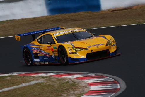 GT300クラスの開幕戦で優勝した「UPGARAGE 86 MC」