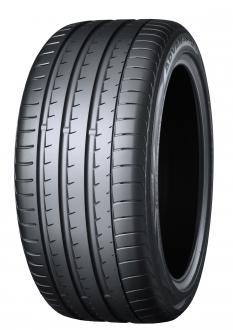 The “ADVAN Sport V105”; tire shown in photo differs in size from those installed on the X3 M Performance model