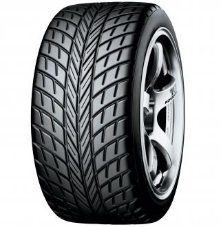 ADVAN A006 (wet) *ADVAN A006 (wet) tread pattern may differ from that shown as pattern varies by tire’s size. *Tires supplied for races do not include wheels.