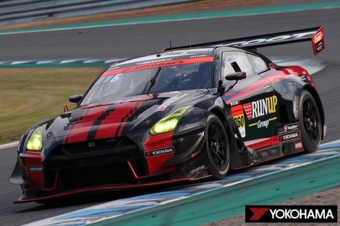 Third-place finisher RUNUP RIVAUX GT-R