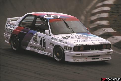SCHNITZER BMW M3 racing to victory at 1987 WTCC