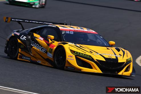 開幕戦のGT300クラスで2位を獲得した「UPGARAGE NSX GT3」
