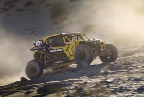Kyle Chaney’s UTV on its way to victory in the 4900 Can-Am UTV race at 2023 King of the Hammers
