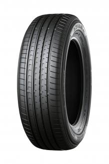 ADVAN V61 * The tire shown in the photo differs in size from those installed on the new LBX.