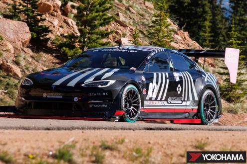 Car competing in the 2023 Pikes Peak International Hill Climb on ADVAN A005 tires using biomass materials