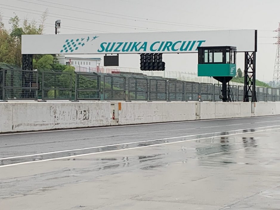 先月、鈴鹿サーキットの走行会に参加させていただきました！