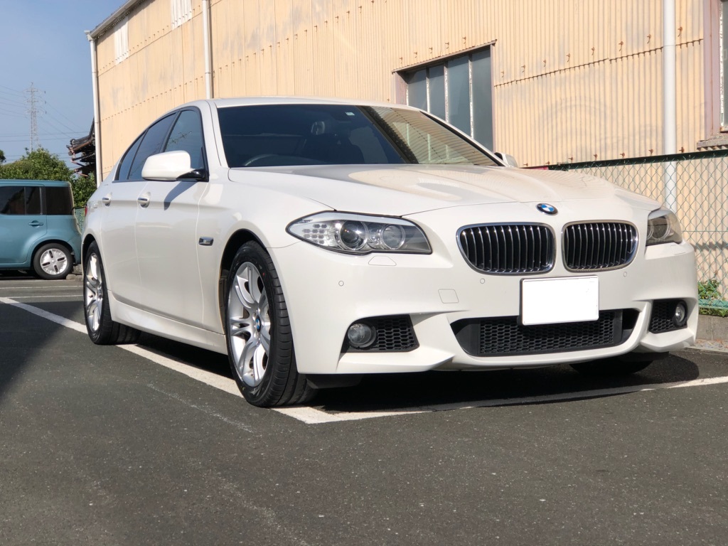 BMW5シリーズ&times;ADVAN sport v105