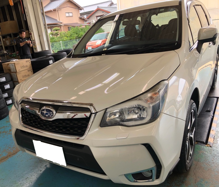 フォレスター&times;ADVAN dB v552