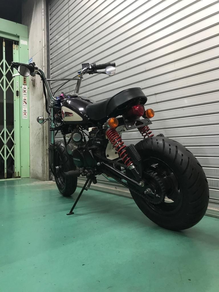再び・・・