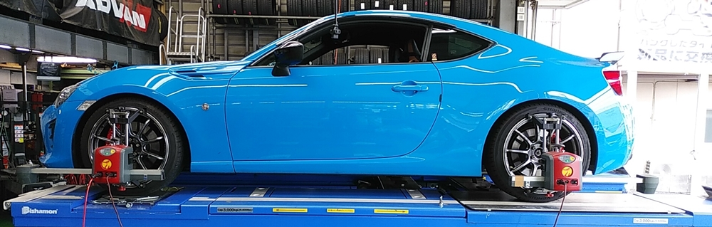 トヨタ 86のアライメント調整！