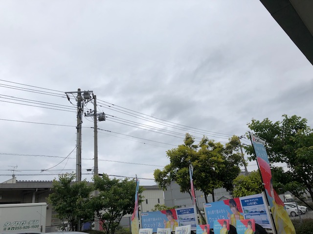 おはようございまーす　￣O￣)ノ