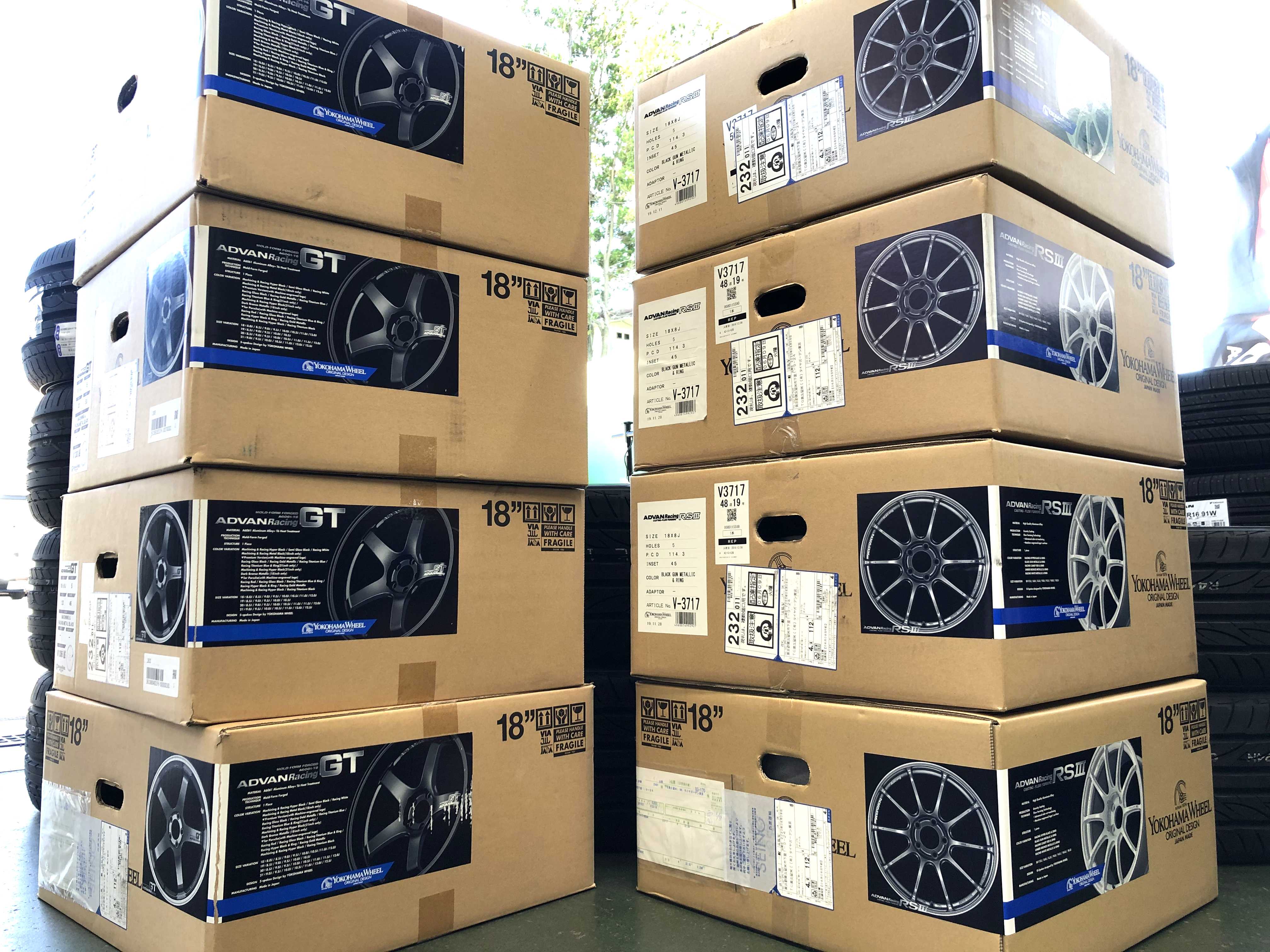 続々入荷中でっす！♪
