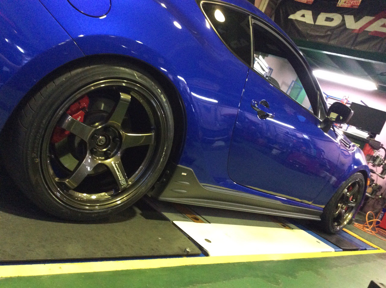 BRZにアドバンGT