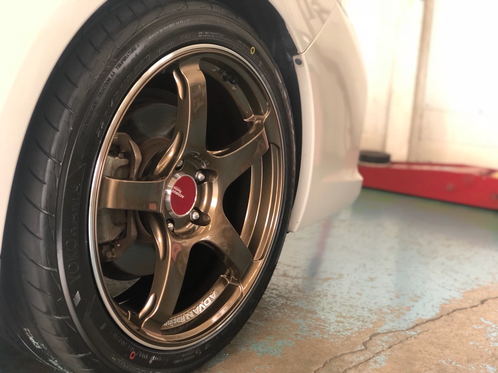 レヴォーグ&times;ADVAN Racing TC-4