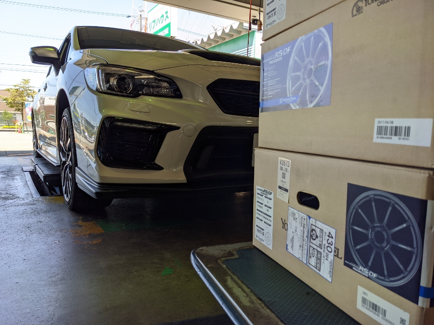 WRXにアドバンホイール