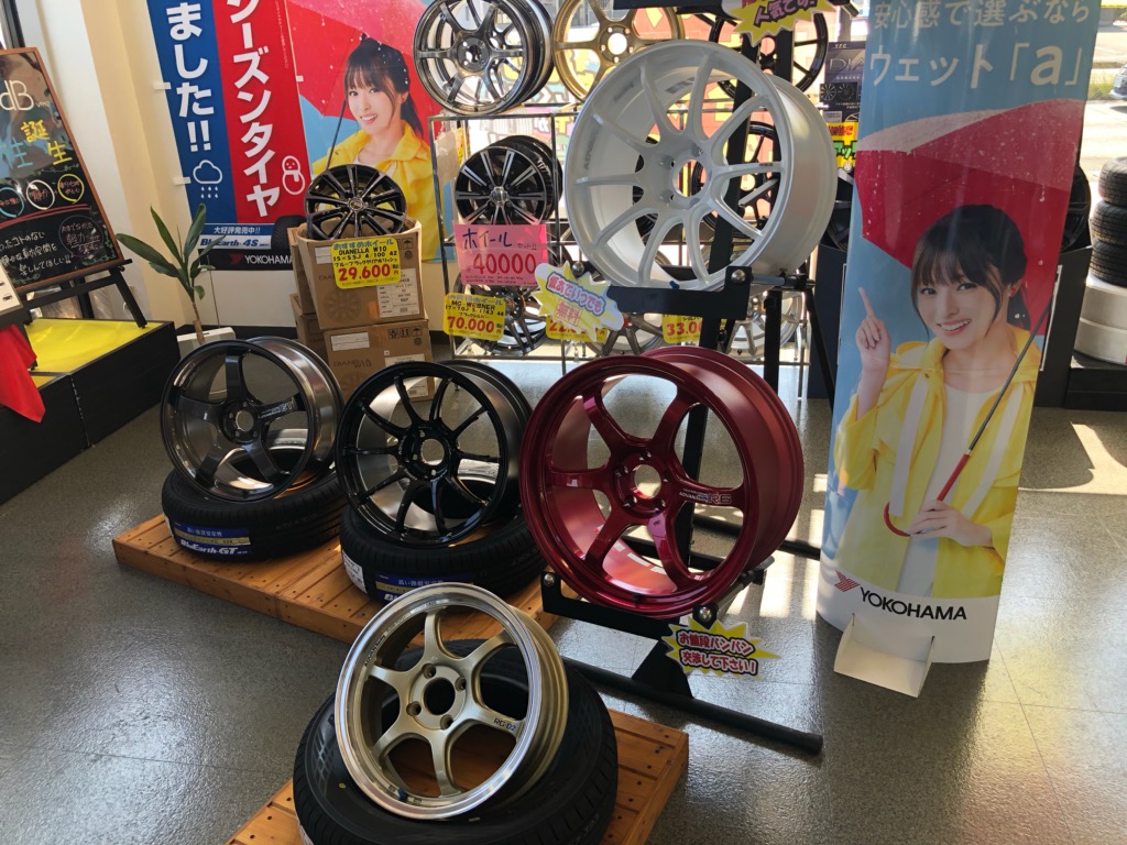 平日は店内に！！