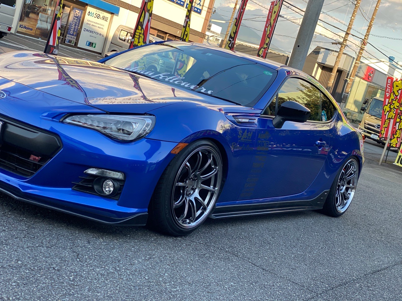 神仕様。ADVAN Follower.