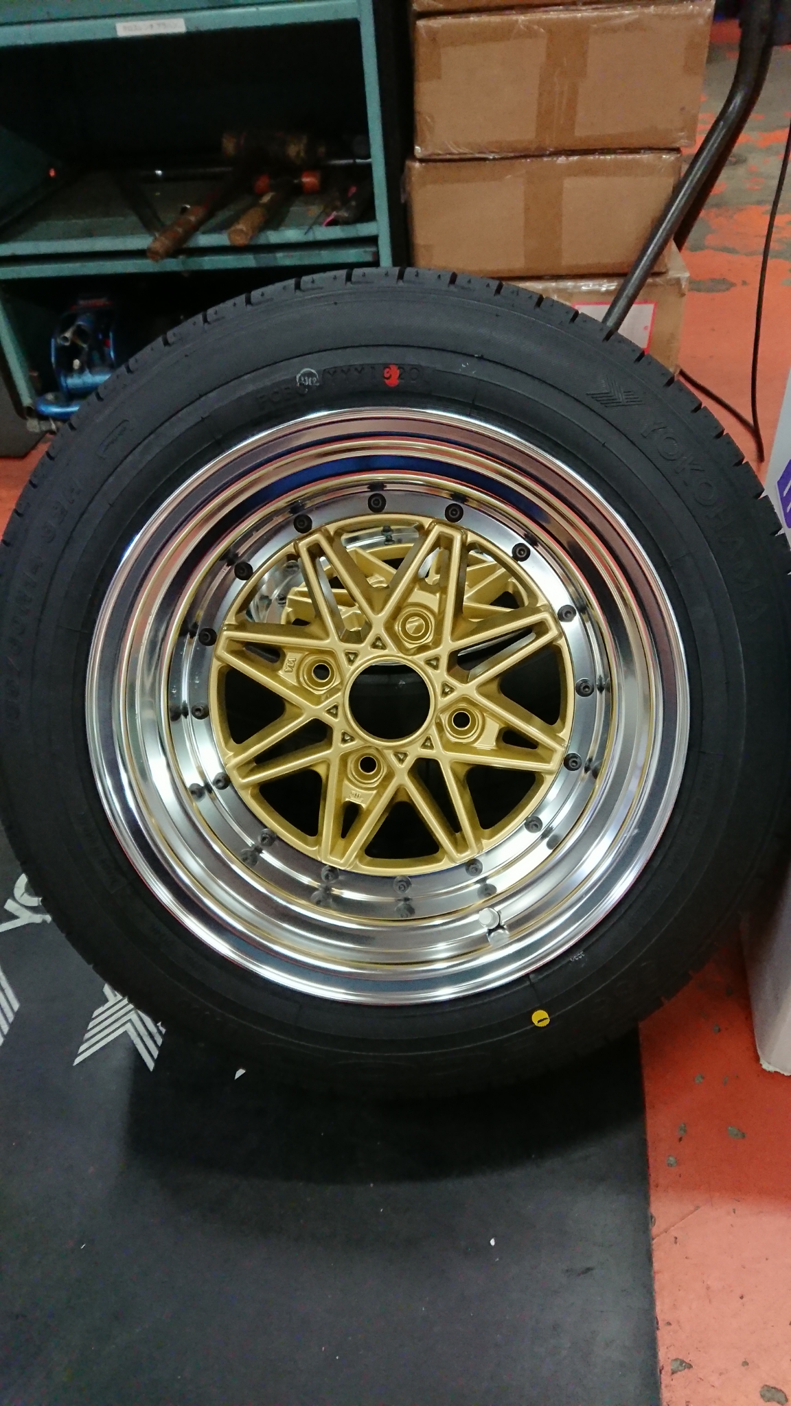 タイヤサイズで車種は分からない