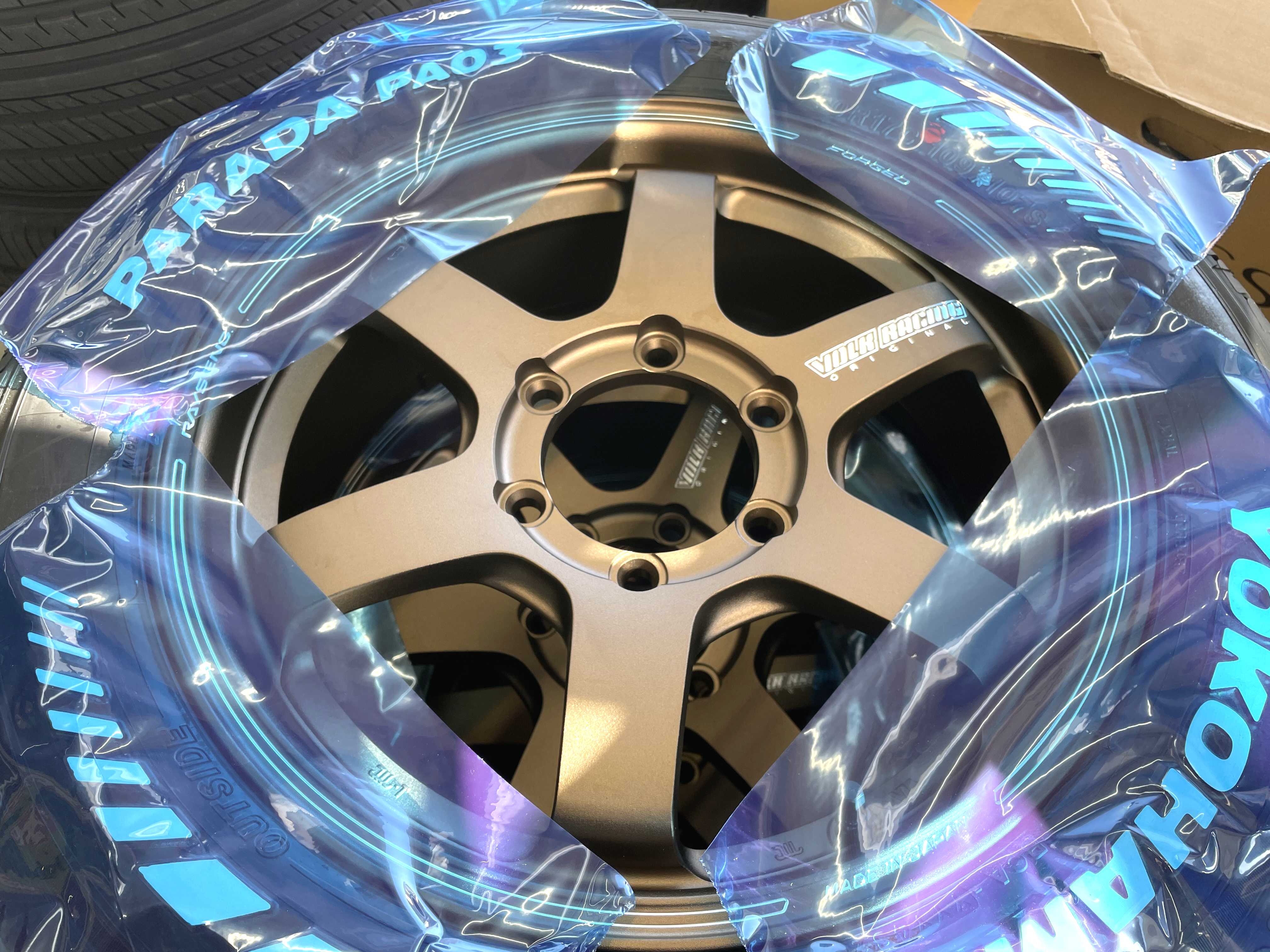 ハイエース用♪レイズTE37入荷でっす♪