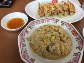 [みせ近グルメⅣ」餃子の王将　(*^^)v