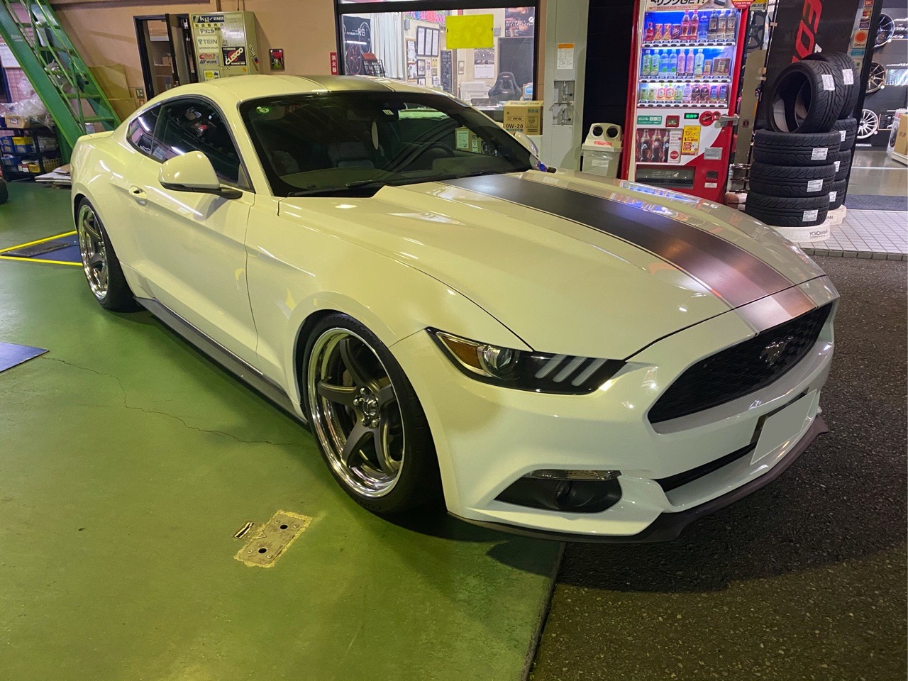 アメ車も大歓迎(￣&forall;￣)b