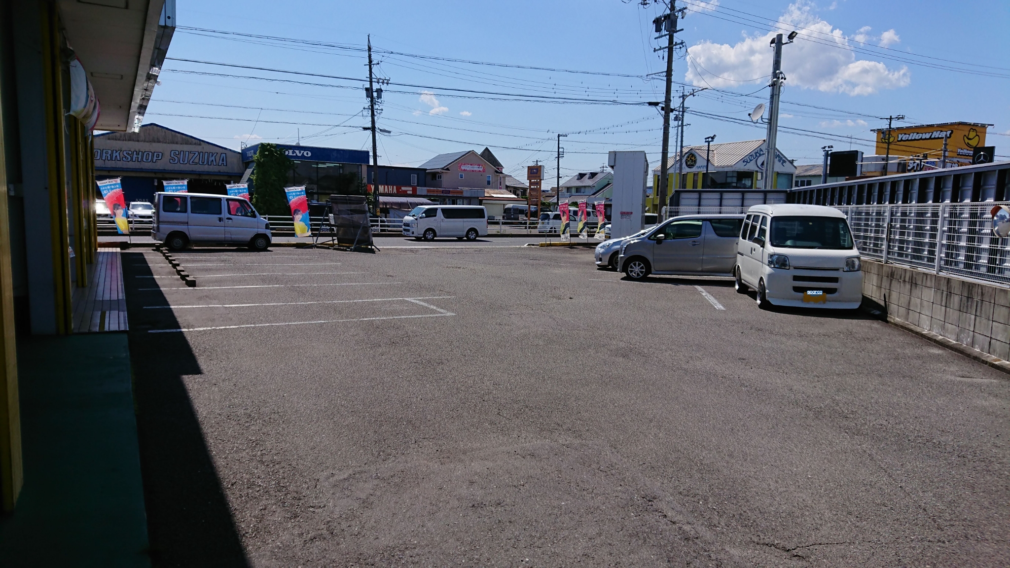 構内にて。