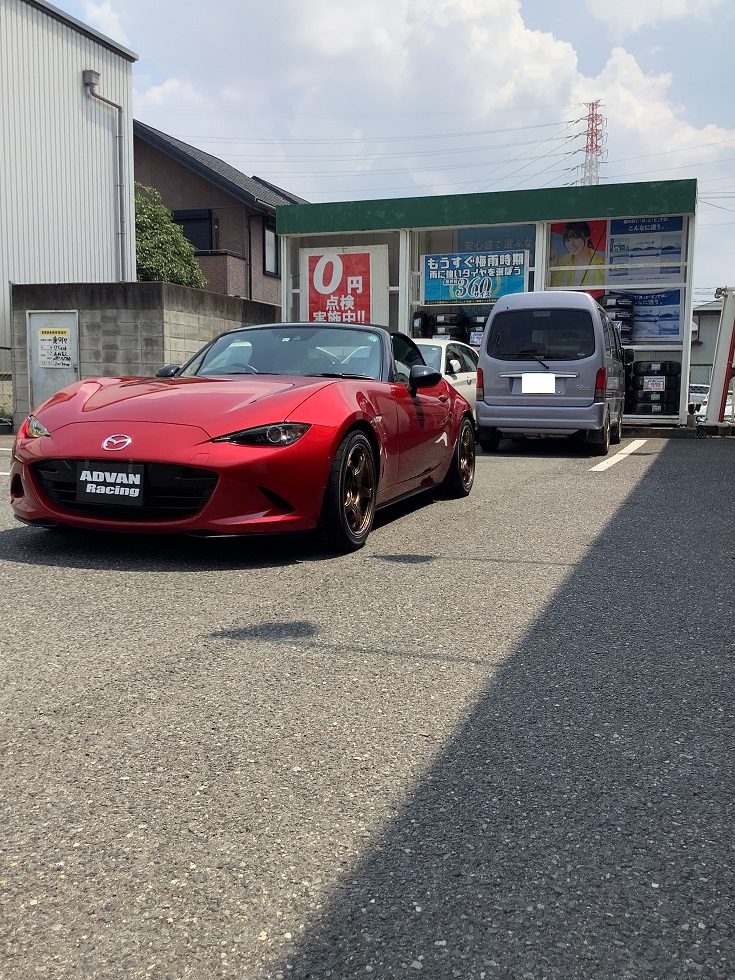 ADVAN Racing　TC-4　+　ADVAN NEOVA AD08R　取り付け