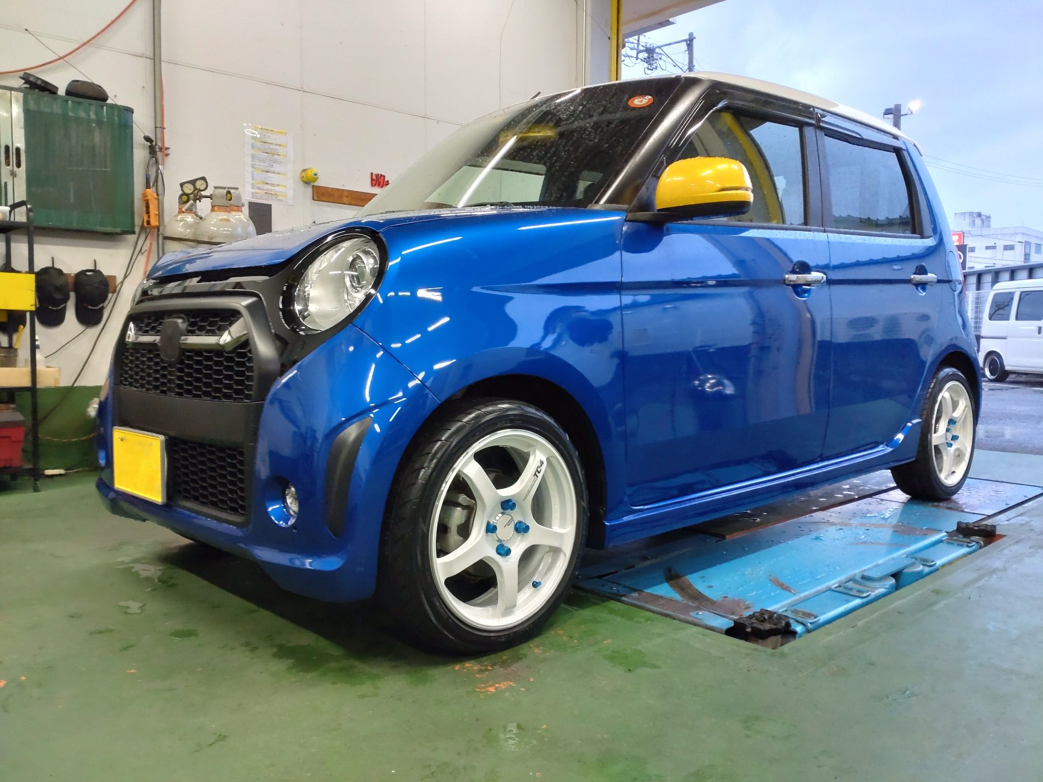ADVAN　TC-4．