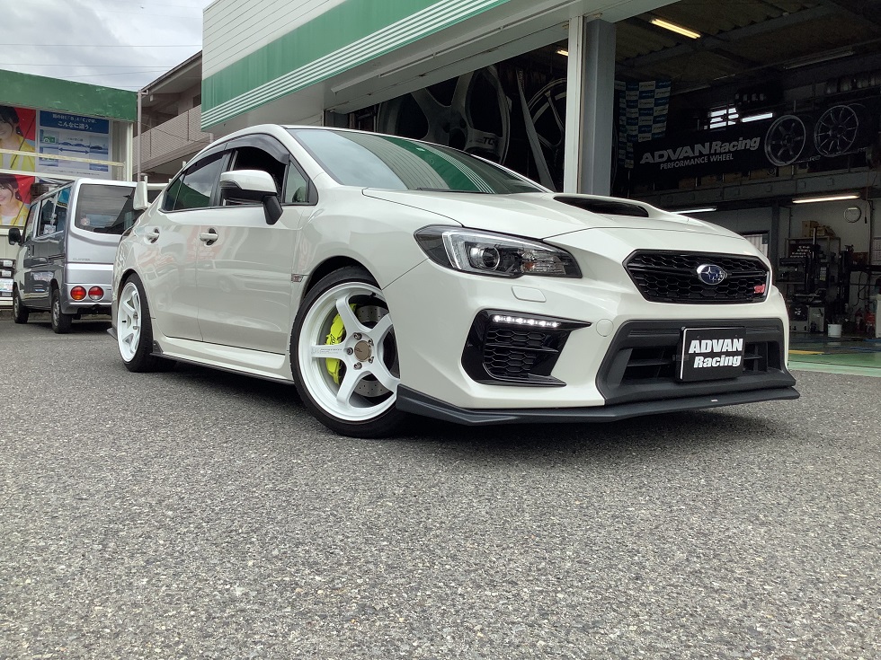 WRX　ADVAN Racing GT BEYOND取り付け