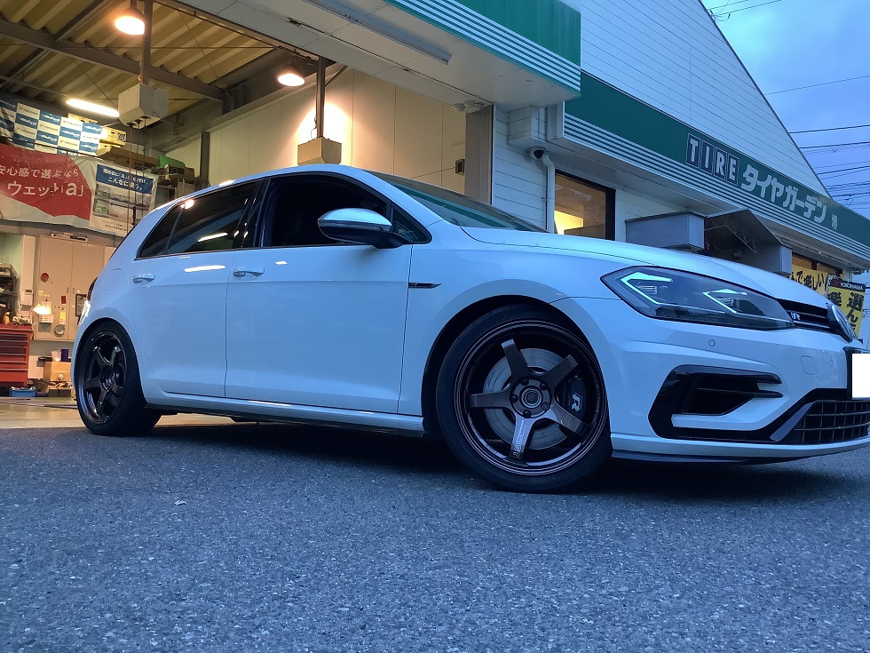 ゴルフＲ　ADVAN Racing GT BEYOND 取り付け