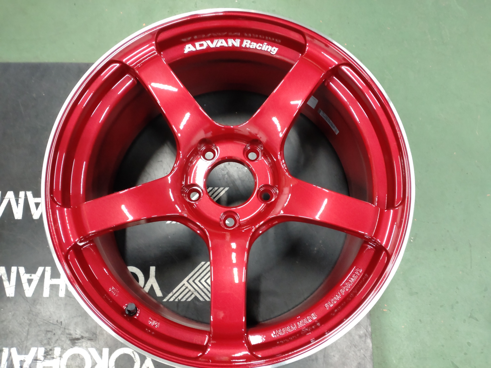 ADVAN　TC-4。
