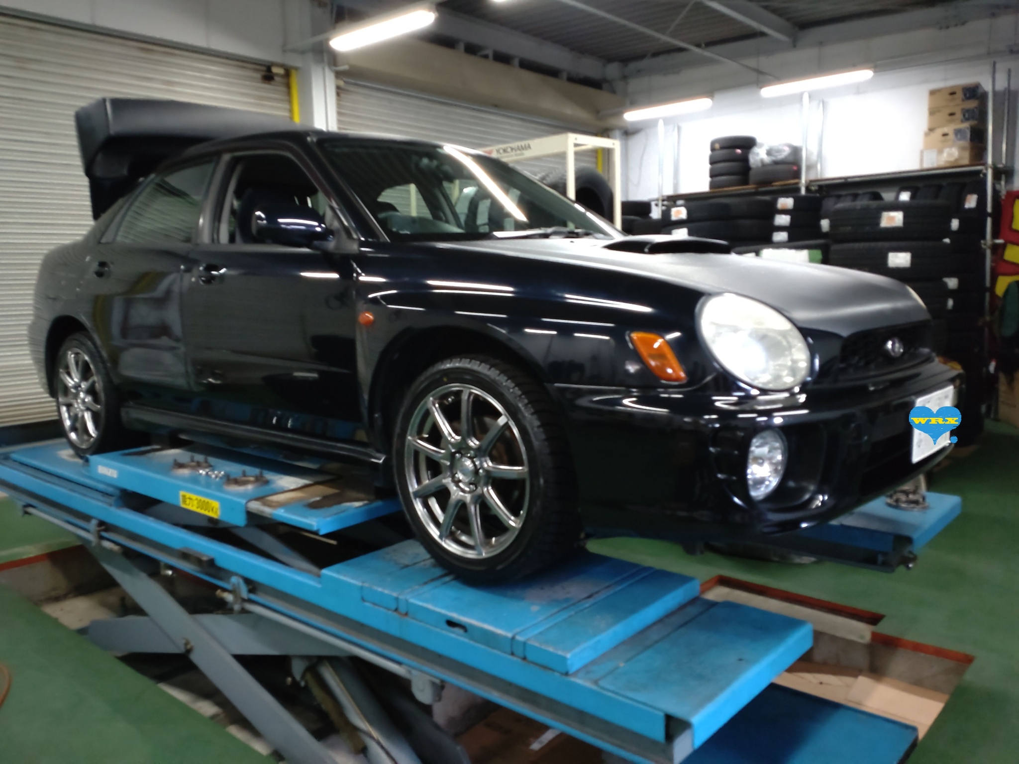 自分の車のをスタッドレスタイヤへ交換しました。
