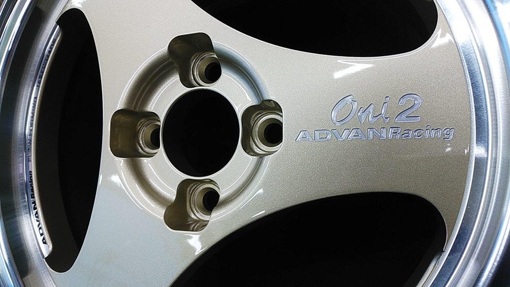 ADVAN Racing Oni2　展示中です！