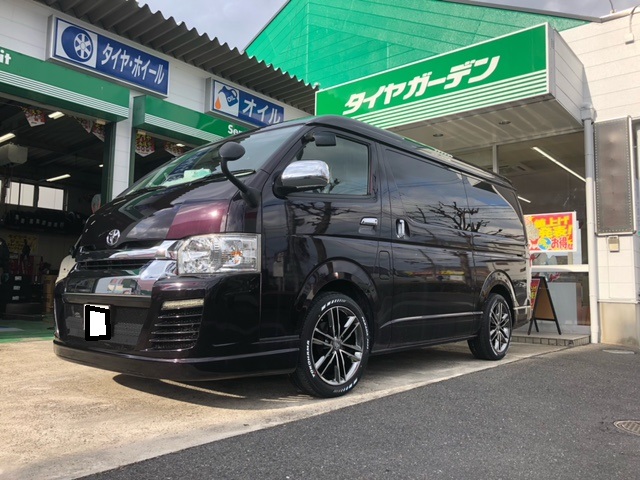 ハイエース＆ホワイトレター