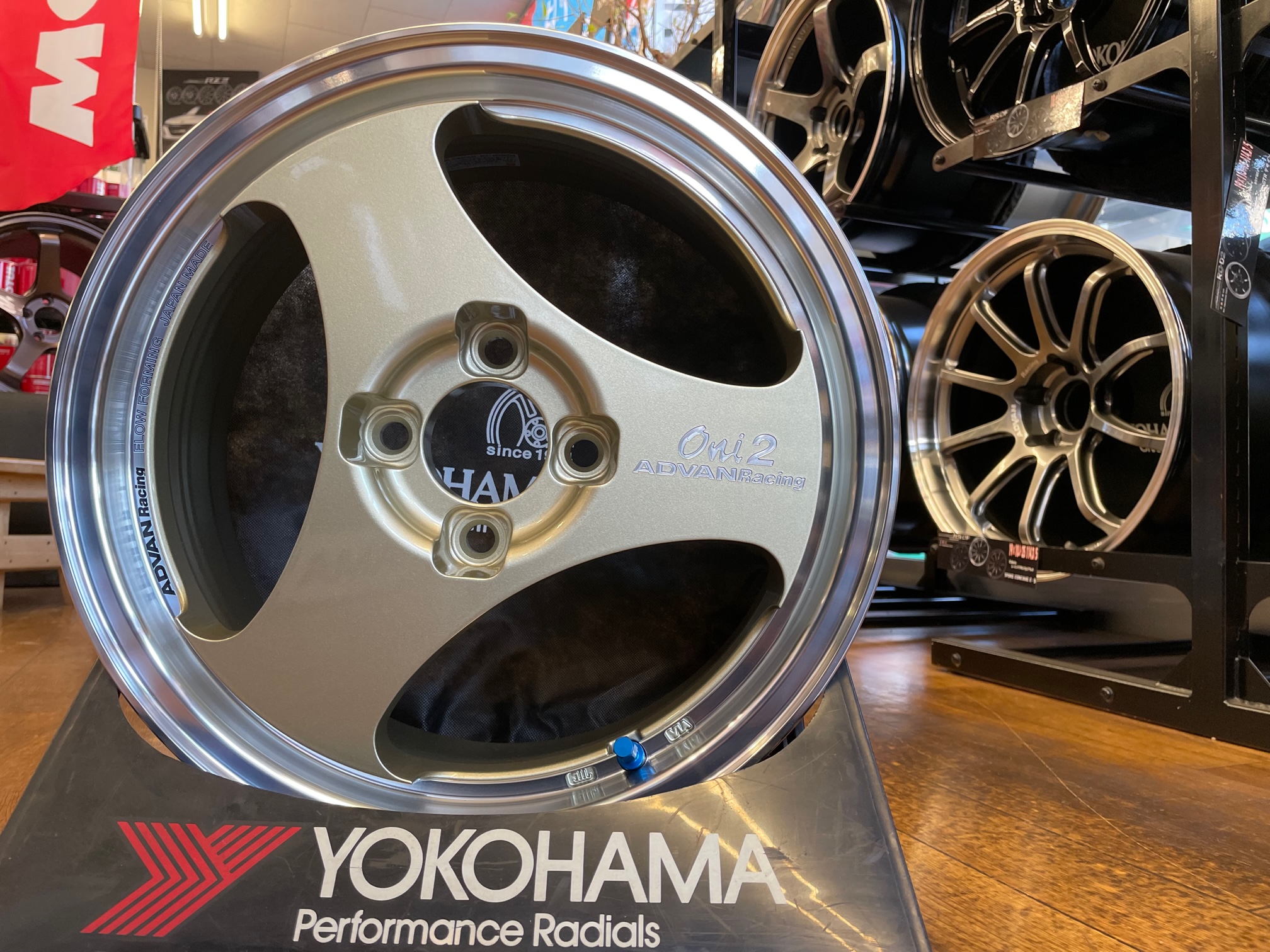 YOKOHAMA WHEEL